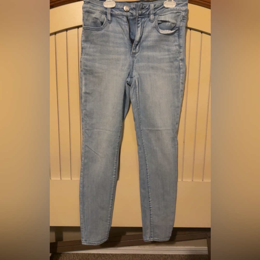 American Eagle Outfitters Light Blue Skinny Jeans